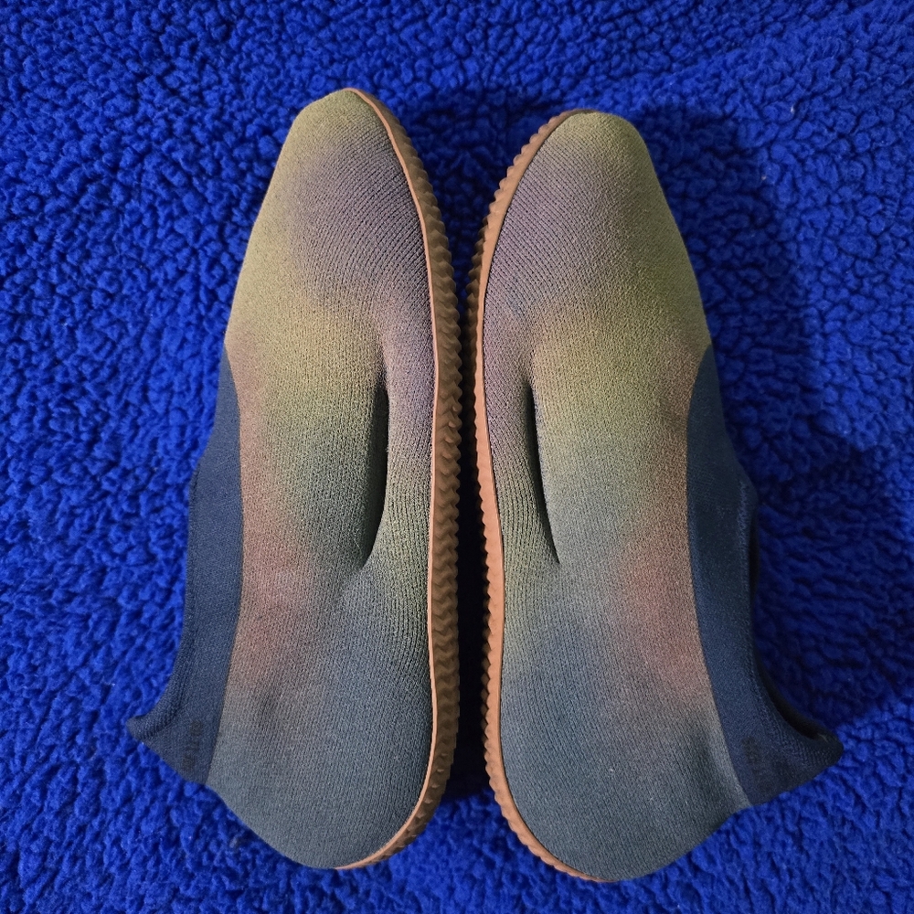 Yeezy Knit Runner - image 1